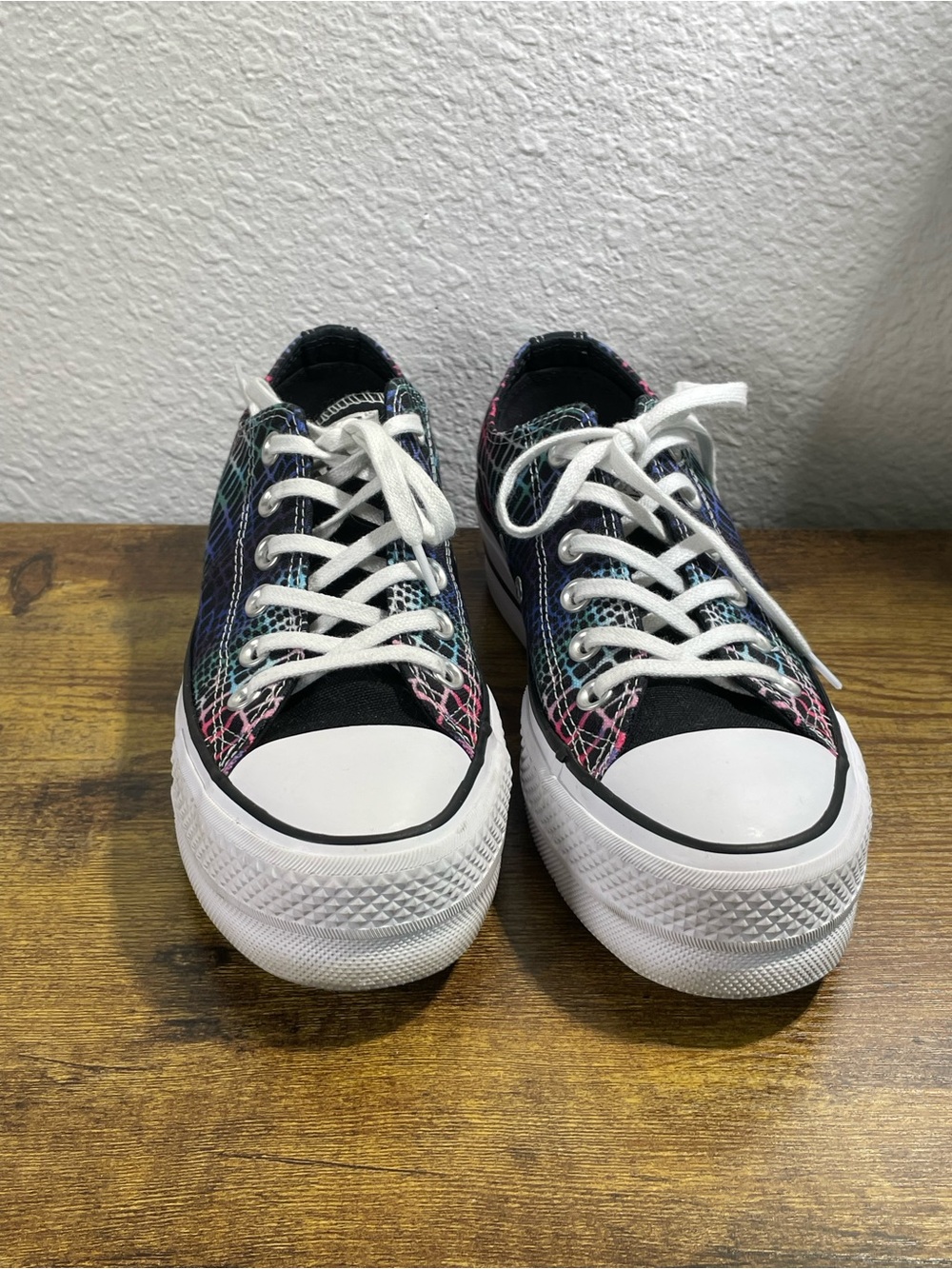 Converse Low-Top Platform Sneakers with Rainbow Croc-Pattern - Picture 3 of 11